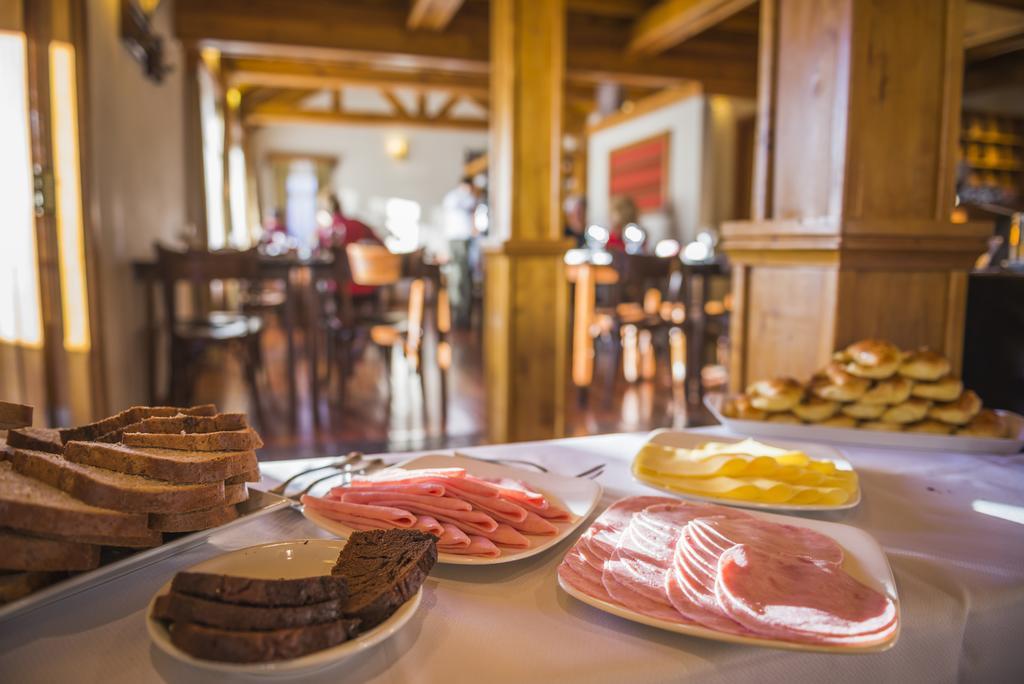 Hosteria Senderos El Chalten Ngoại thất bức ảnh