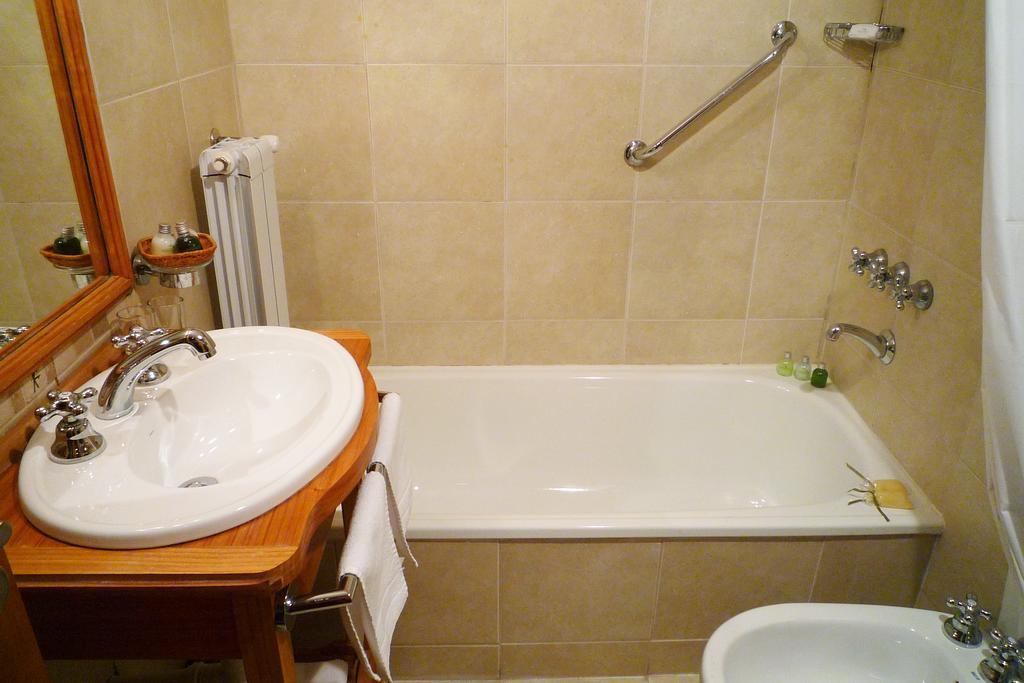 Hosteria Senderos El Chalten Ngoại thất bức ảnh
