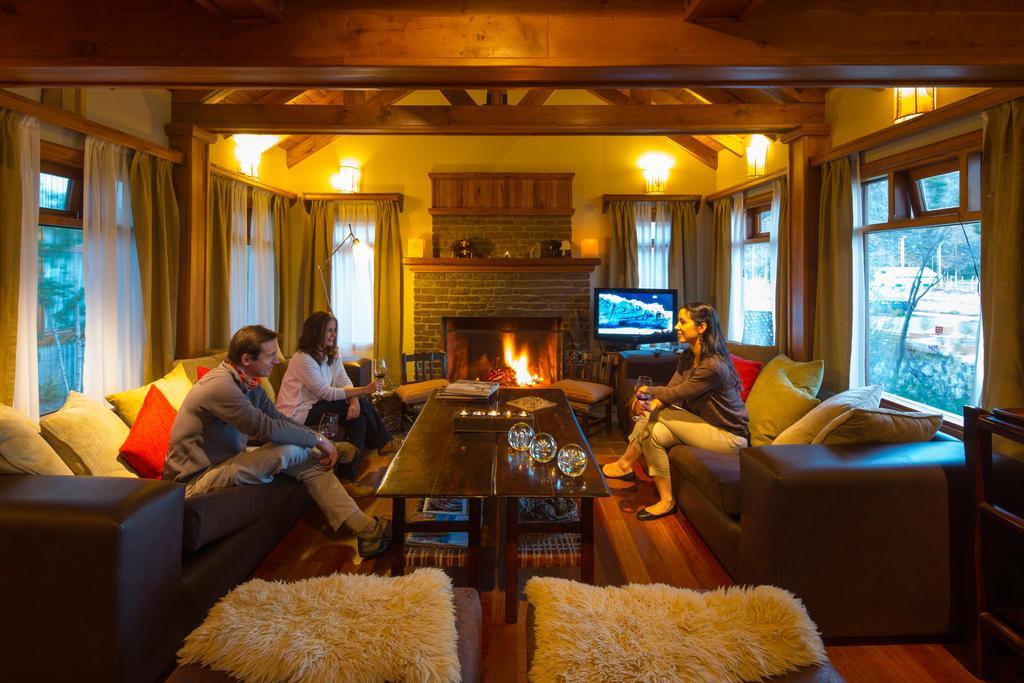 Hosteria Senderos El Chalten Ngoại thất bức ảnh
